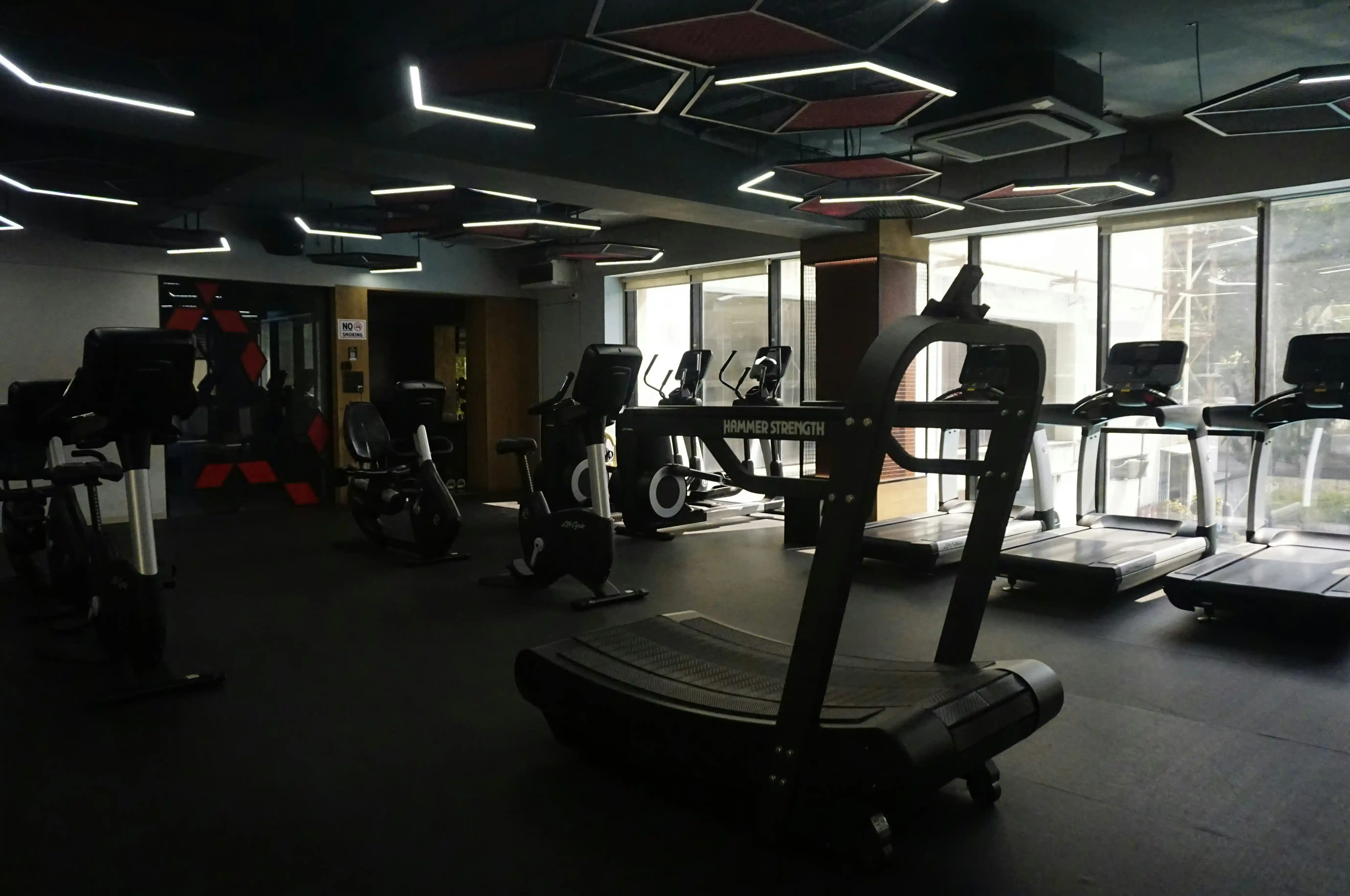 Ladies & Gents Gym in Thrissur - Premium Cardio Facility