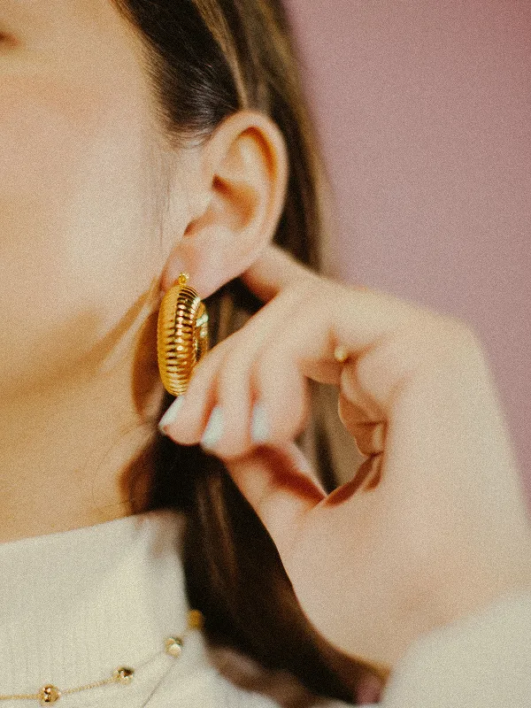 Cascading Emerald Earrings
