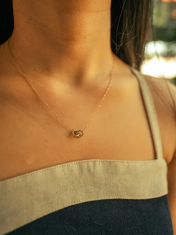Interlocking Circle Pendant