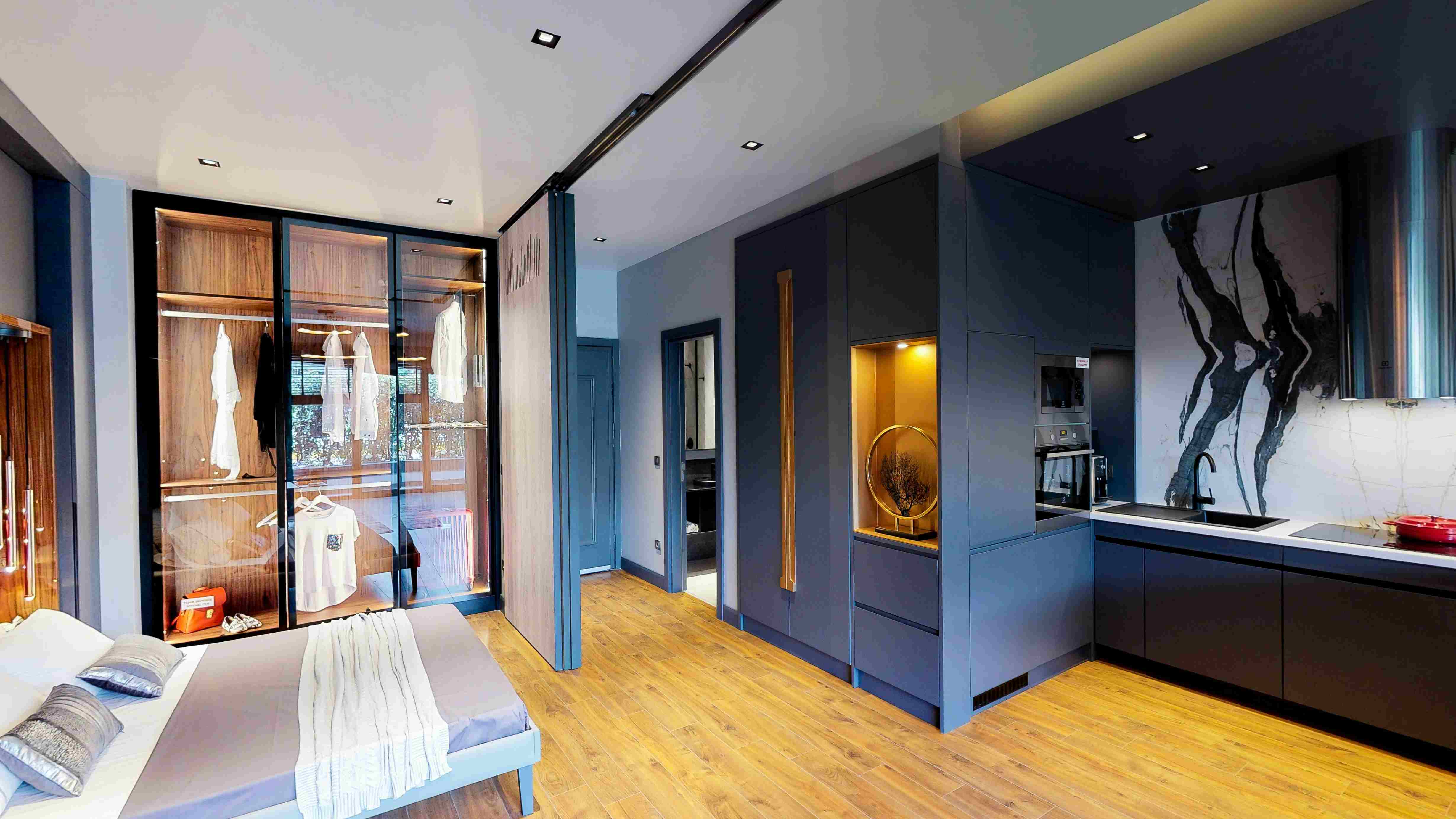 Bespoke Studio Suite Layout